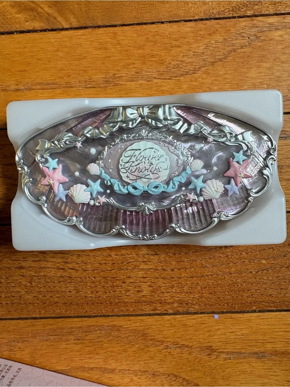Flower Knows Shell's Jewel 6-Color Eyeshadow Palette